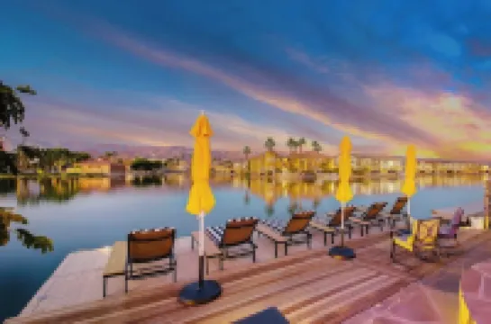 Water Front Luxury/Steam Room+Pool+Spa+BBQ