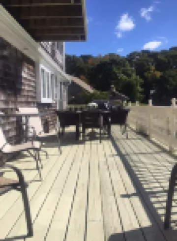 Amazing SALTWATER FRONT on Follins Pond!! 4bdrm/2bth