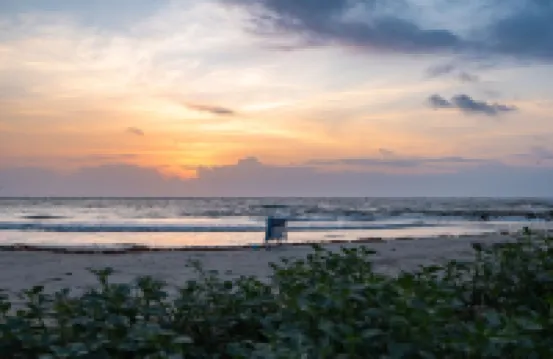 Incredible Ocean Sunrise Views, Sleeps 12, Experienced VRBO Premier 5 STAR Host