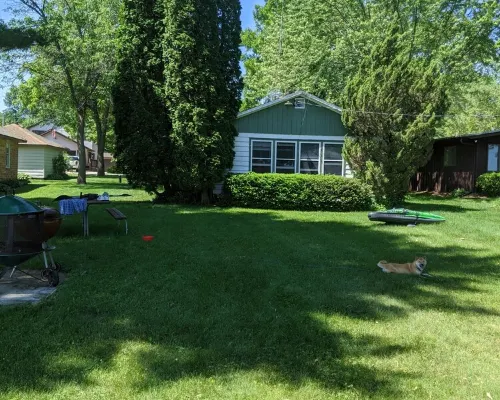 Classic Green Lake cottage, lakefront, screened boathouse deck, dock, swimming Hotels in Green Lake County