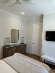 Top Rated home in Starkvegas for a game day experience!! 3 Min from campus!