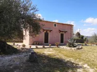 2 Bedroom Villa in Noto Hotels in 