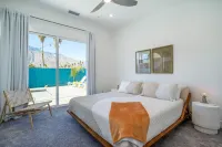 Stunning mountain views! New midcentury modern gem in the heart of Palm Springs!
