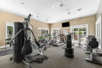 Baytowne Wharf UPDATED Condo: Large Balcony, Private Pool & Gym, Near Beach!