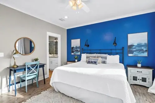 One Q-ute Cottage : Beach and Bay Retreat w/ Pool