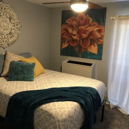 Fun condo, Pineview Reservoir, powder mountain, lrg 2 bedroom.