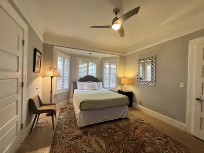 Cozy Downtown Burlingame Apt., Parking, 1/1