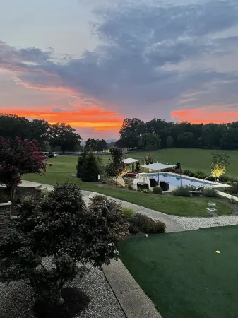 Barn Studio in country setting but close to town Отели рядом с достопримечательностью «Монтичелло»