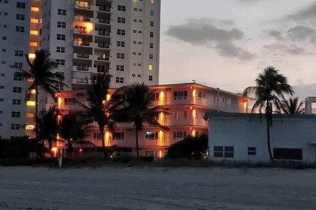 Full Remodel, Direct Beachfront 3rd Floor Corner Unit, Fantastic Views!