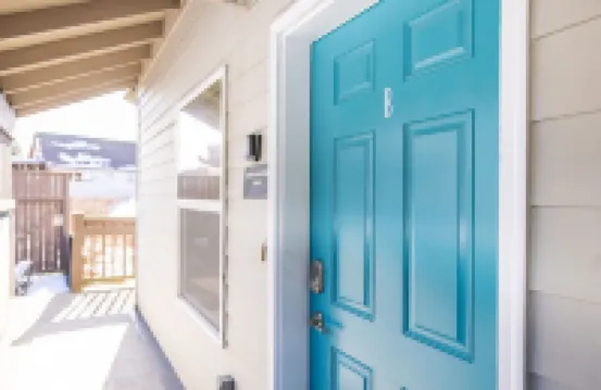 Comfort and Convenience in Downtown Sitka - Suite B