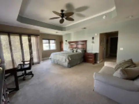 Three Bedroom Condo with Elevator and Views of Gulf and Lemon Bay  Boats Welcome