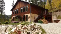 Spearfish canyon vacation home 15 minutes from Terry Peak Ski Area & Deadwood.
