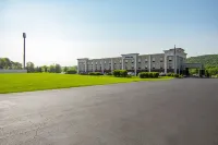 Hampton Inn Pine Grove فنادق في Swatara Township
