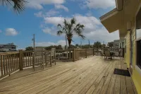 The Boardwalk - Ocean Views - 2 bd /1 bth