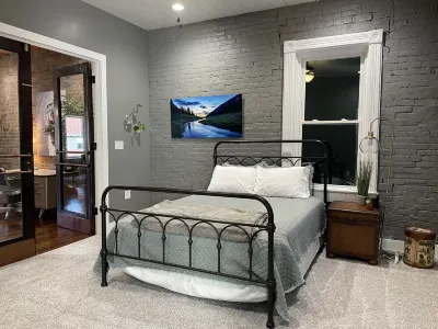 Silver Moon Heights Loft with unique balcony