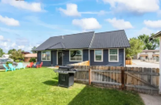 Pet & Family Friendly, Mountain Views, Downtown Montrose 20 Min to National Park