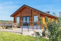 Quiet chalet with superb unobstructed view of the Morvan mountains - ชาเลต์