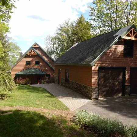 Gorgeous Waterfront with Dock & Mountain Views on Winnisquam - Sleeps 10