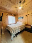 Cozy Lakeview Cabin in the heart of Breezy Point Resort