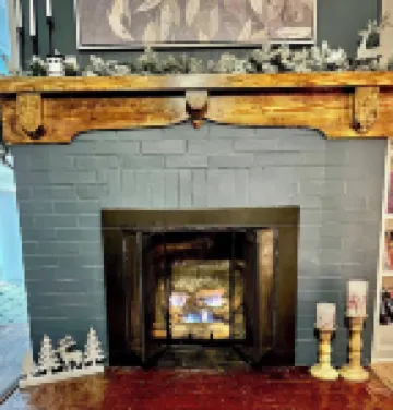 Bird's Eye View- Bungalow with Screened-in Porch and Fireplace