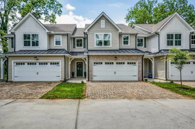 Charming 3 Bedroom close to Downtown Murfreesboro Walgreens附近的飯店