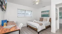 LOVELY HOUSE IN THE HEART OF HALLANDALE BEACH Hotels in Hallandale Beach