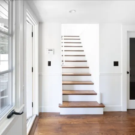 Sunny, downtown family oasis amongst the redwoods