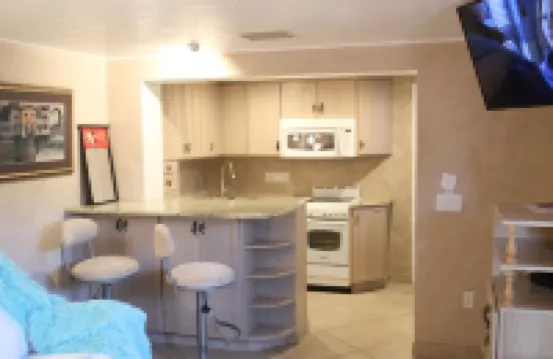 The Secret In the Springs Hideaway, a luxury efficiency at the Legacy Trail