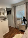 beautiful Modern apartment, close to everything !