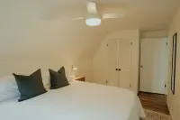 Cozy Aframe with Hot Tub