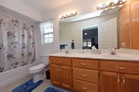 Spacious Family Mountain Gem Nestled in Nature-5 min to Historic Murphy! - balcony