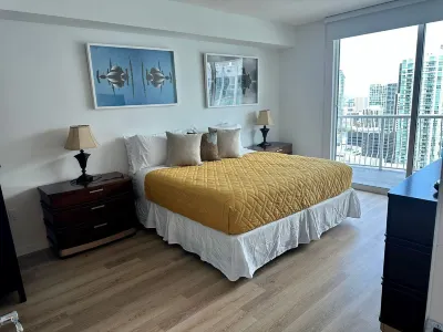 1BD beautiful view, free parking
