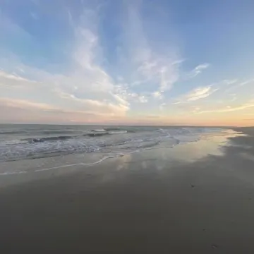 SEABATICAL. Lovely beach house steps to the beach with private pool