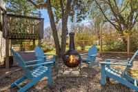 Charming Home in West Asheville - Hot tub/Deck/Firepit/Fenced Yard