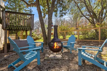 Charming Home in West Asheville - Hot tub/Deck/Firepit/Fenced Yard