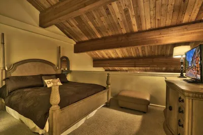 BEST VILLAGE LOCATION! Northstar Village 1br Loft Condo-steps To Everything.