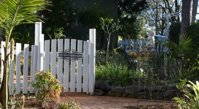 Bowerbird Cottage Studio Apartment -  Binna Burra Bushwalks & Tea House nearby