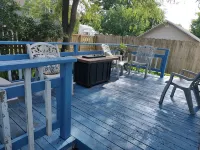 Cozy 1 bedroom cottage walking distance to Lake Michigan & downtown!