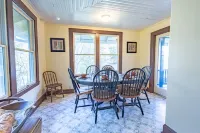 Spacious Historic Estate Home • Ideal for Families & Groups