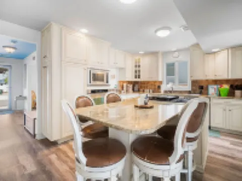 Brigantine Private Oasis w/ 3 Bedroom+Loft & Inground pool w/slide *Pet Friendly Hotels in Brigantine