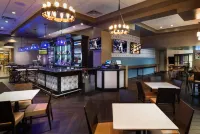 Hilton Lexington/Downtown - Quầy bar