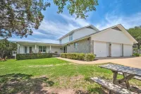 Surrounded by hills + xll spa + pool table + game room + two master rooms
