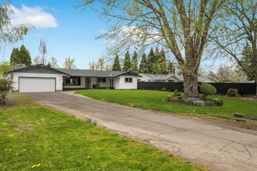 Spacious 4-bedroom single level home in Beaverton close to Intel/Nike/Golf