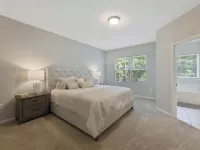 Where Relaxation Meets Home, KING Suite Retreat, 14 MINS to RDU Airport, POOL Hotels in Cedar Fork