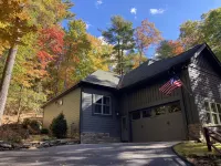 Private Mountain Retreat- Hiking, Fishing, Golf, Sapphire, Cashiers, Highlands