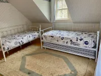 Close to beach, dining and downtown Hotels in Harwich Port