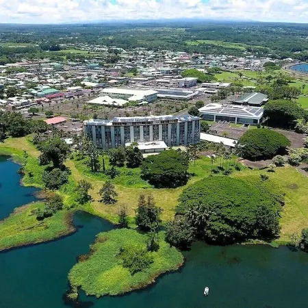 Newly Renovated Hilo Lagoon 2 Bd Condo-A/C, Pool
