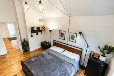 Amazing Fun Great for groups! House 10 Minutes from Downtown.
