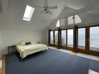Stunning direct waterfront beach house!