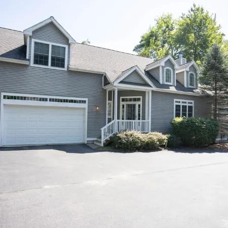 Magnificent Six Bedroom Ogunquit Estate - Pet Friendly!